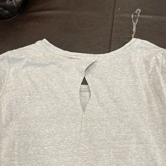 Lot of 4 t-shirts - Picture 2 of 3